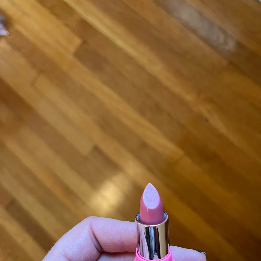 New Jeffree Star Lip Ammunition Lipstick Baby Spice Defect Read